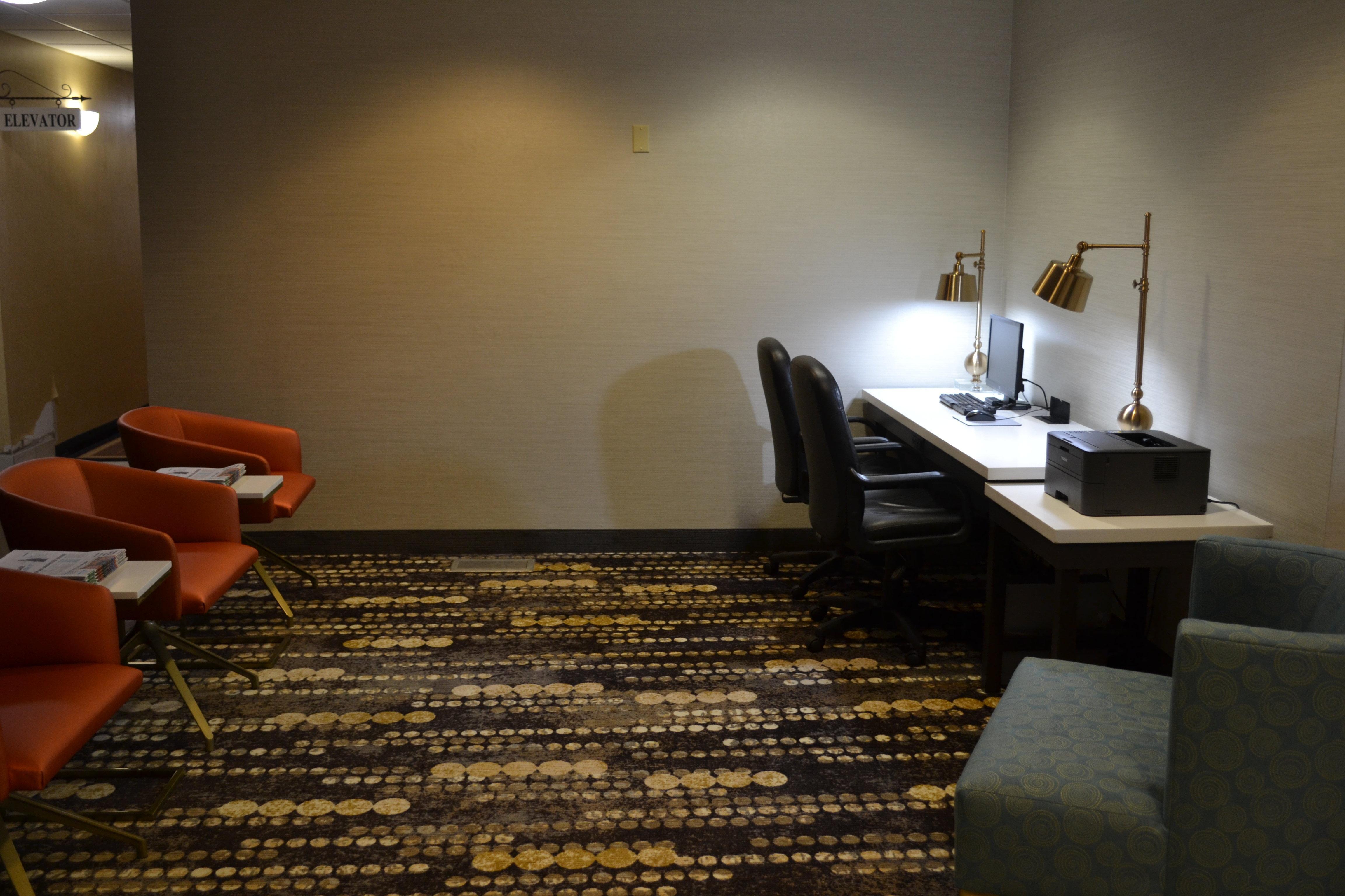 Holiday Inn Express Hotel & Suites Kent State University Luaran gambar